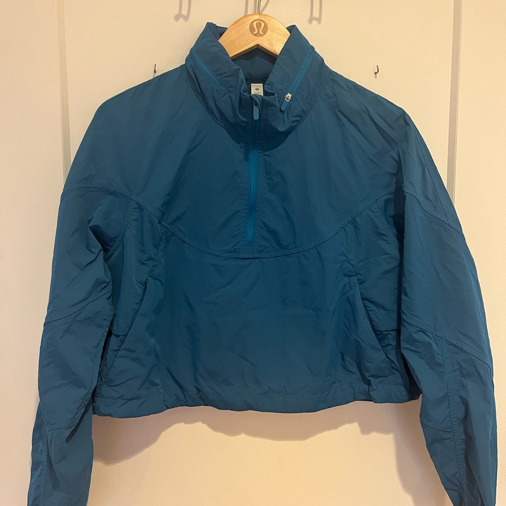lululemon Evergreen Cropped Anorak